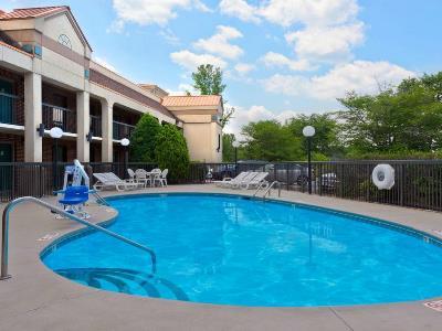 Super 8 by Wyndham Huntersville/Charlotte Area Eksteriør bilde